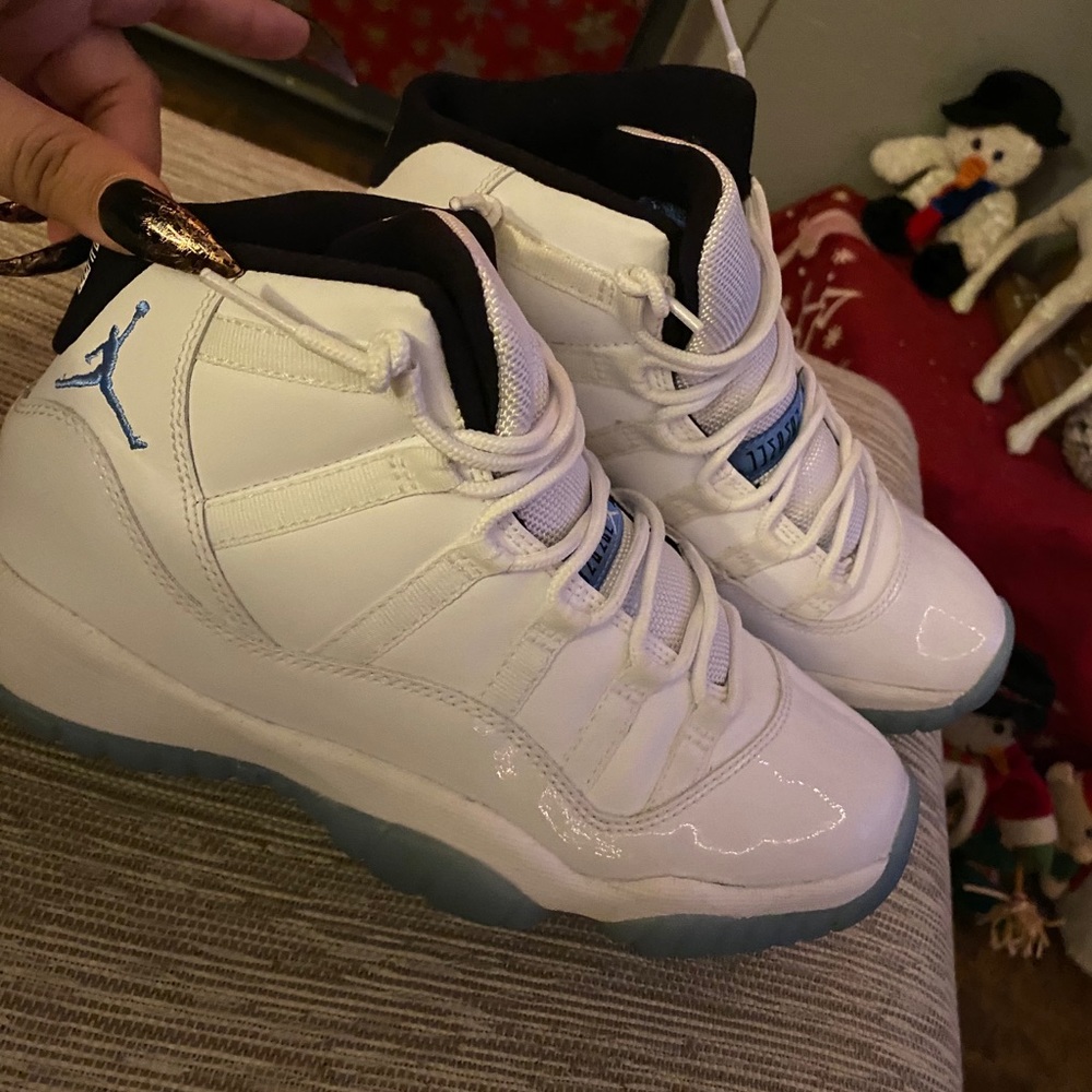 Legend blue Jordan 11s